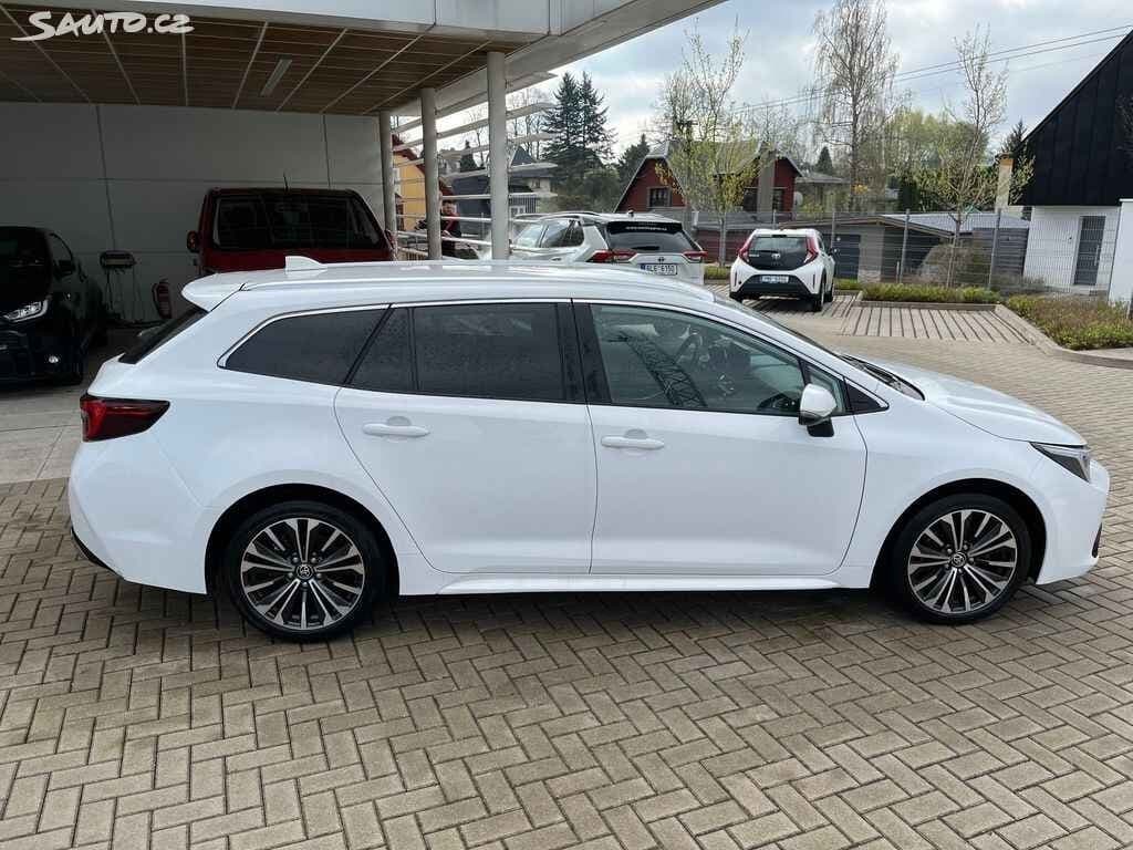 2023 Toyota COROLLA - 6