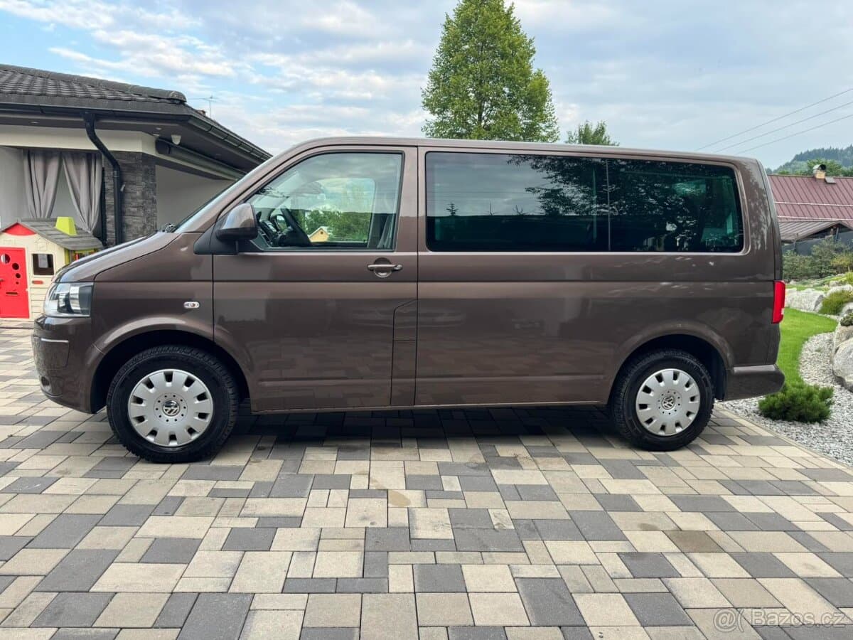 2010 Volkswagen CARAVELLE - 6