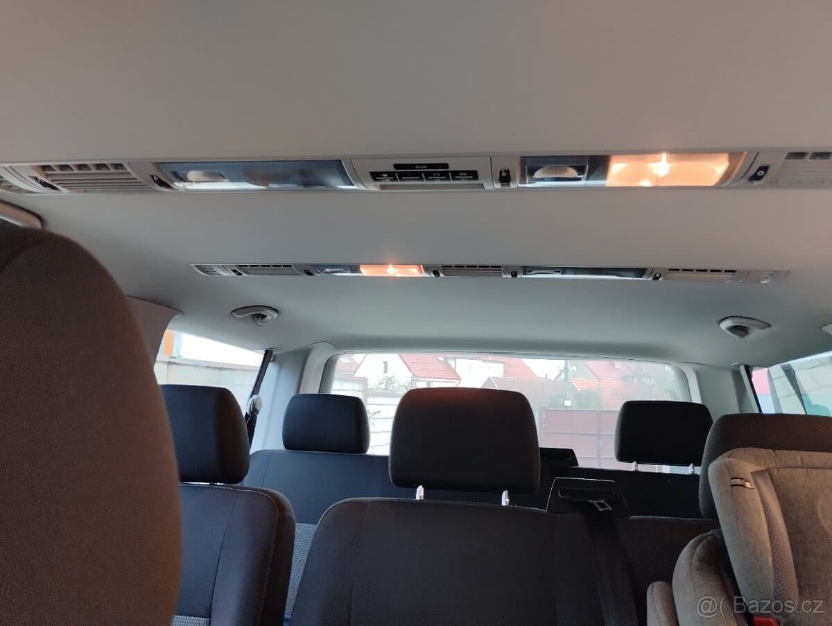 2010 Volkswagen CARAVELLE - 6