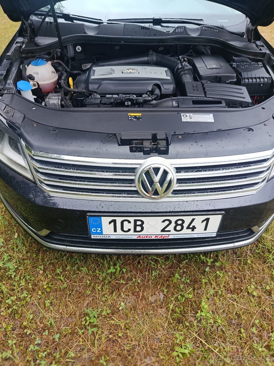2015 Volkswagen PASSAT - 6