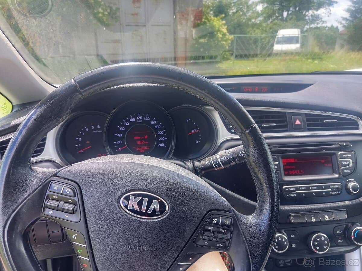 2017 Kia PROCEED - 6
