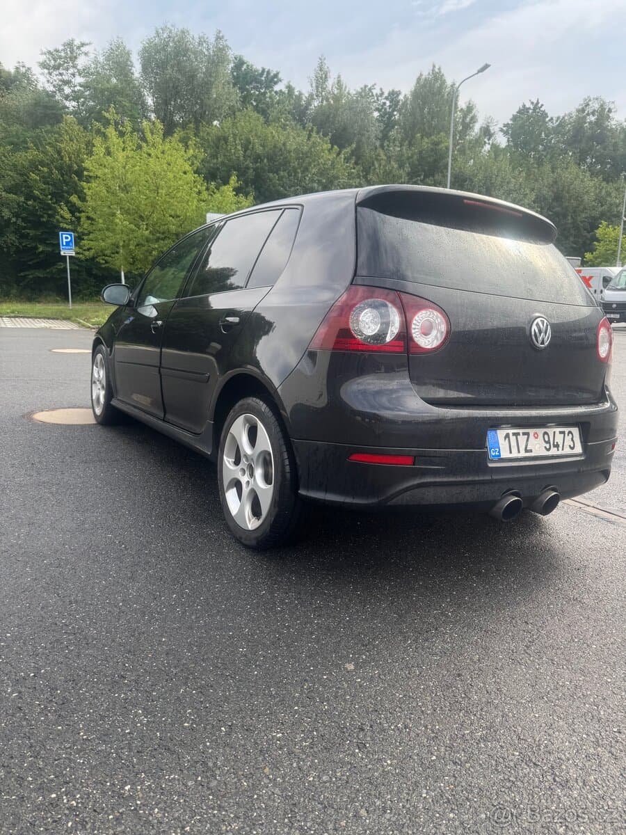 2005 Volkswagen GOLF - 6