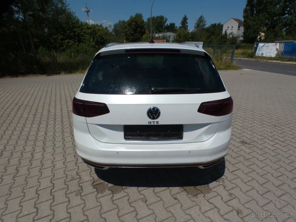2020 Volkswagen PASSAT - 6