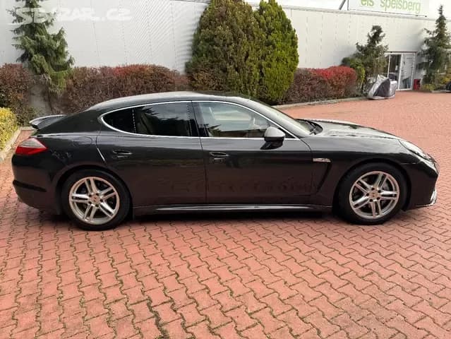 2012 Porsche PANAMERA - 6