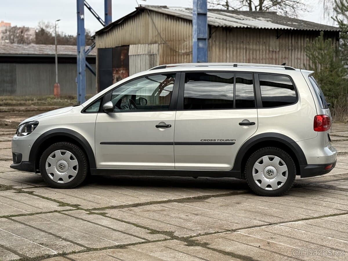 2015 Volkswagen TOURAN - 6