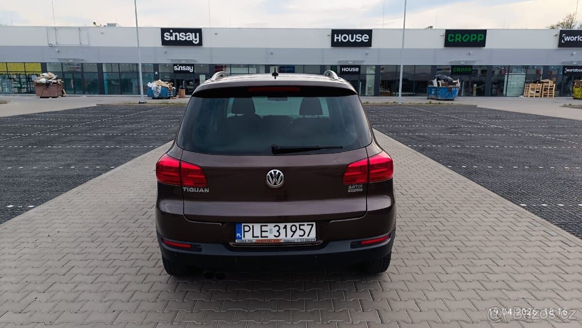 2011 Volkswagen TIGUAN - 6