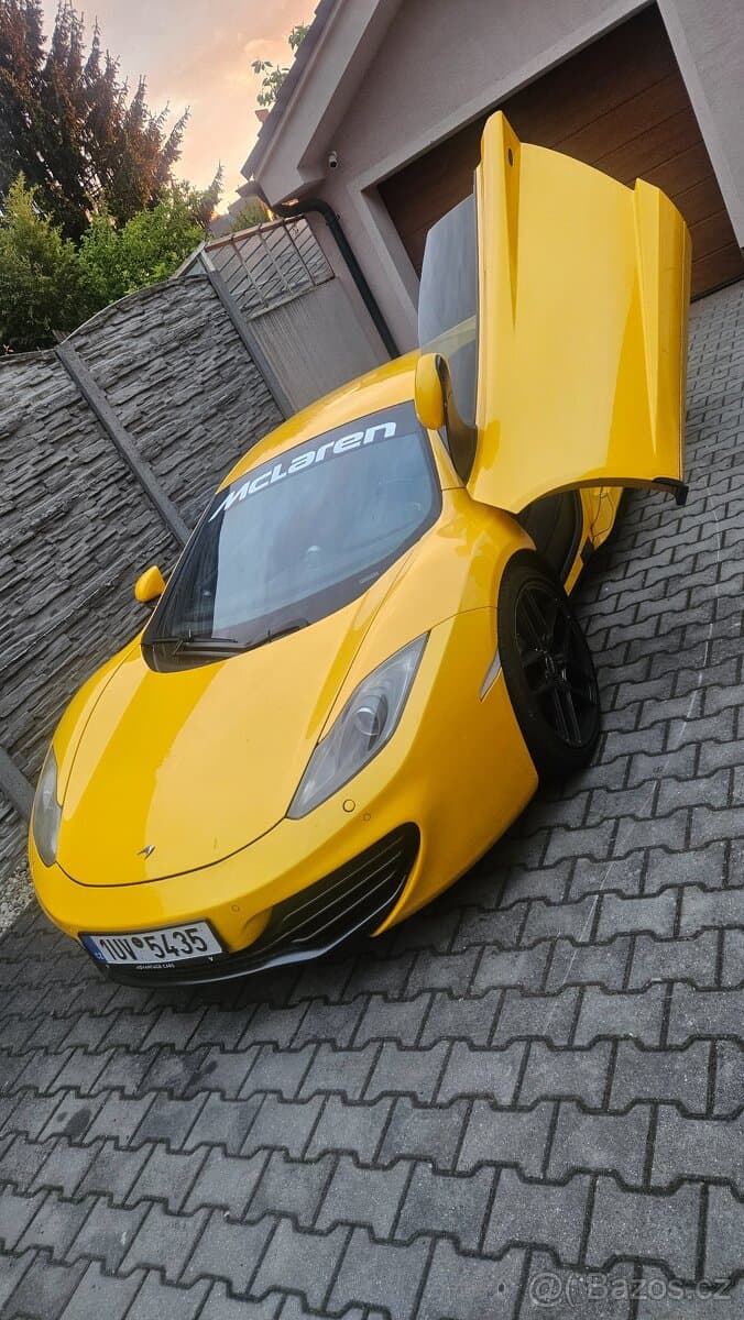 McLaren MP4 - 6