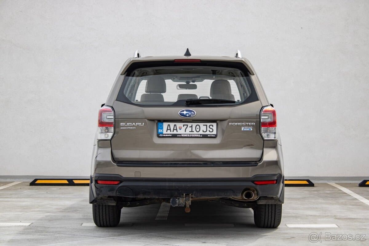 2017 Subaru FORESTER - 6