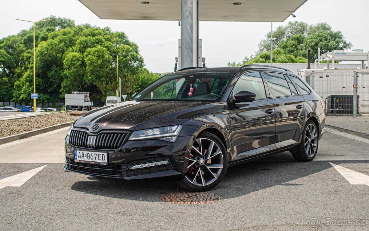2020 Škoda SUPERB - 6