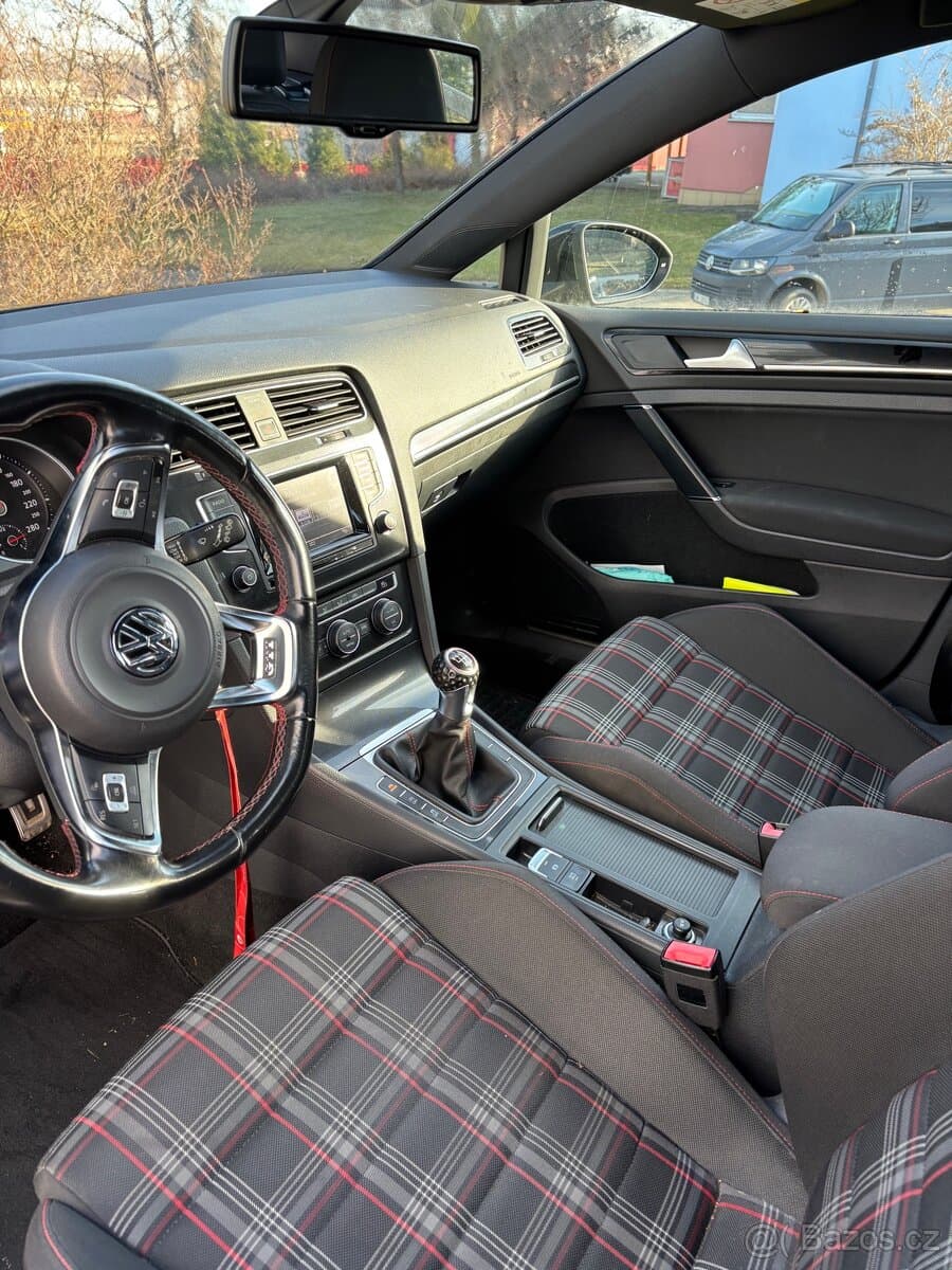 2014 Volkswagen GOLF - 6