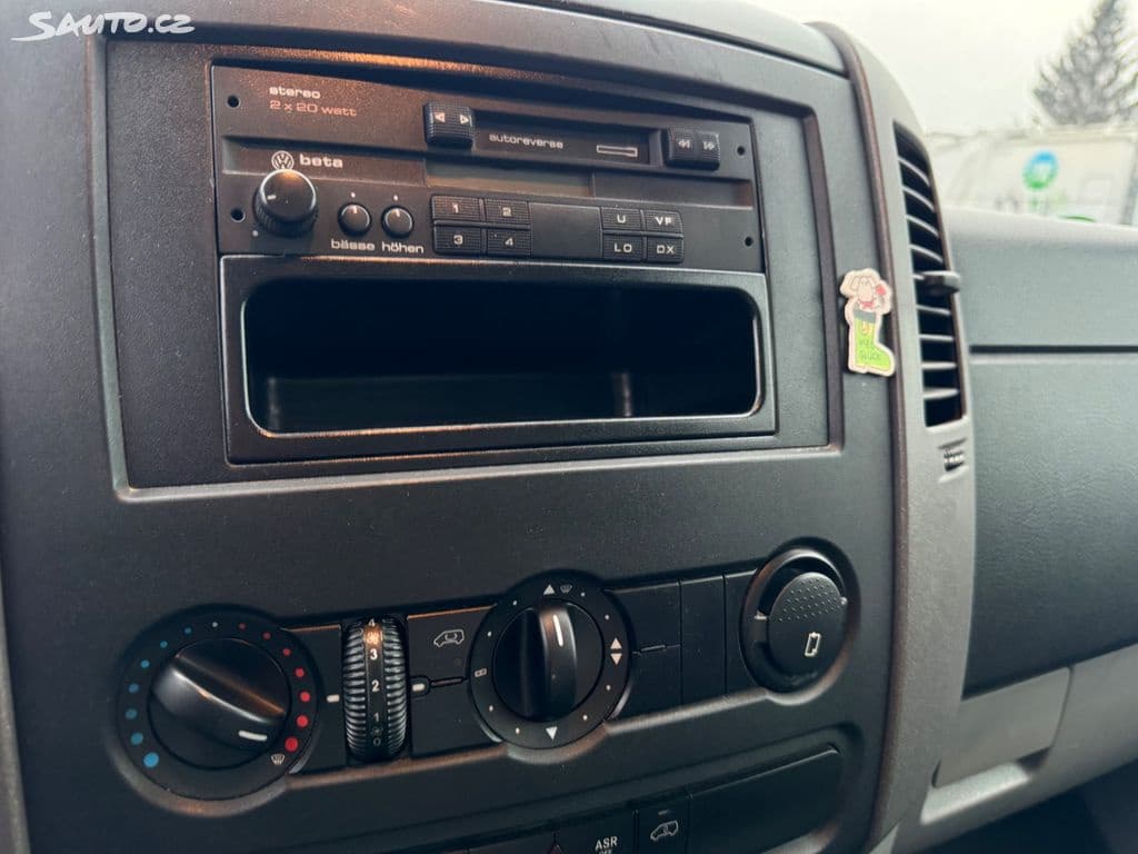 2011 Volkswagen OSTATNÍ - 6