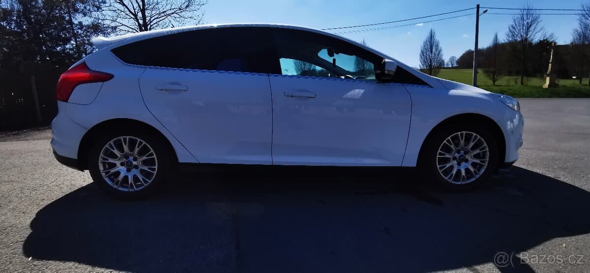 2011 Ford FOCUS - 6