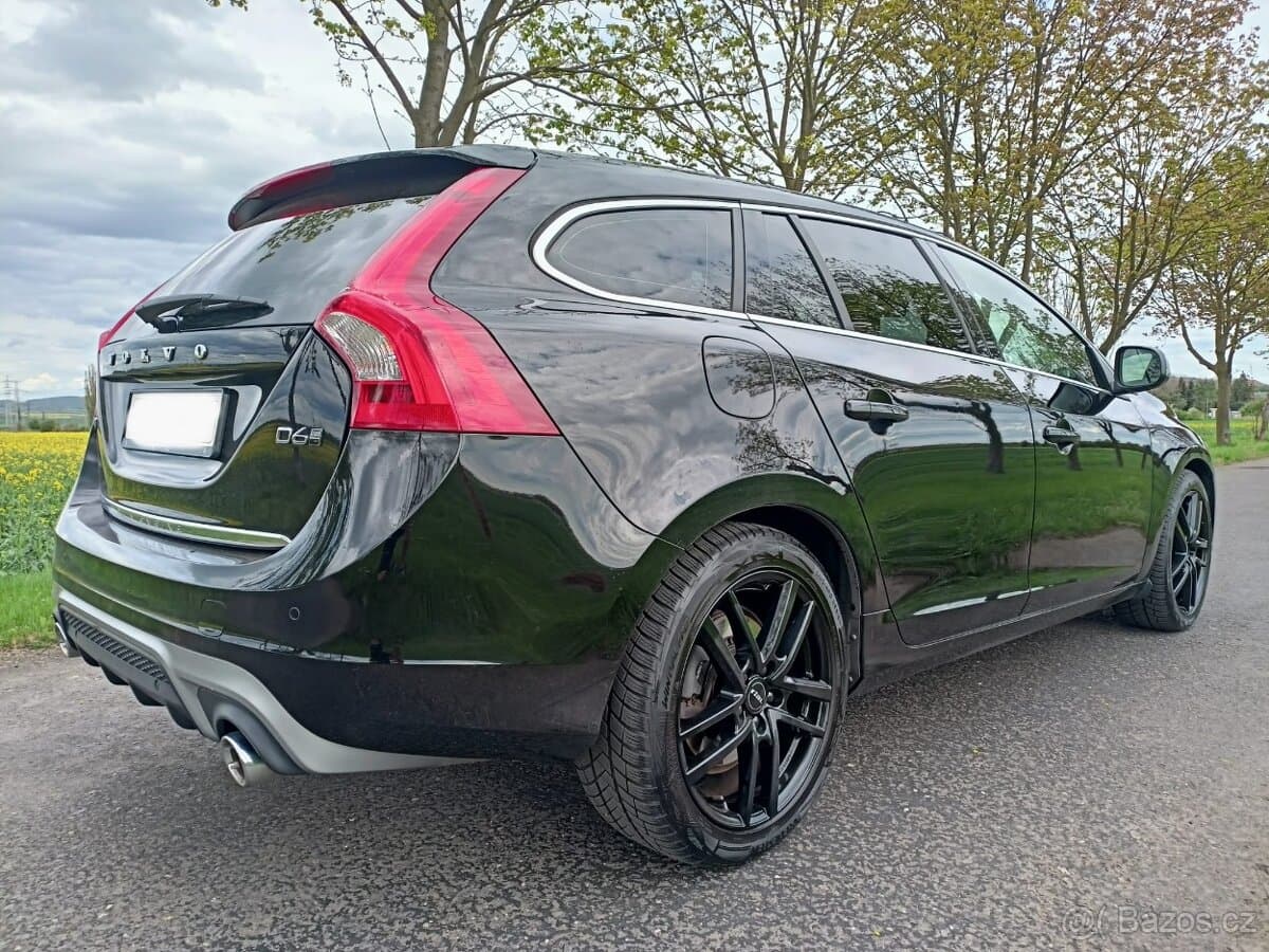 2015 Volvo V60 - 6