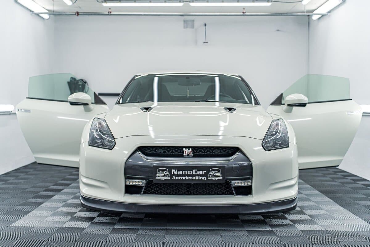 2008 Nissan GT-R - 6
