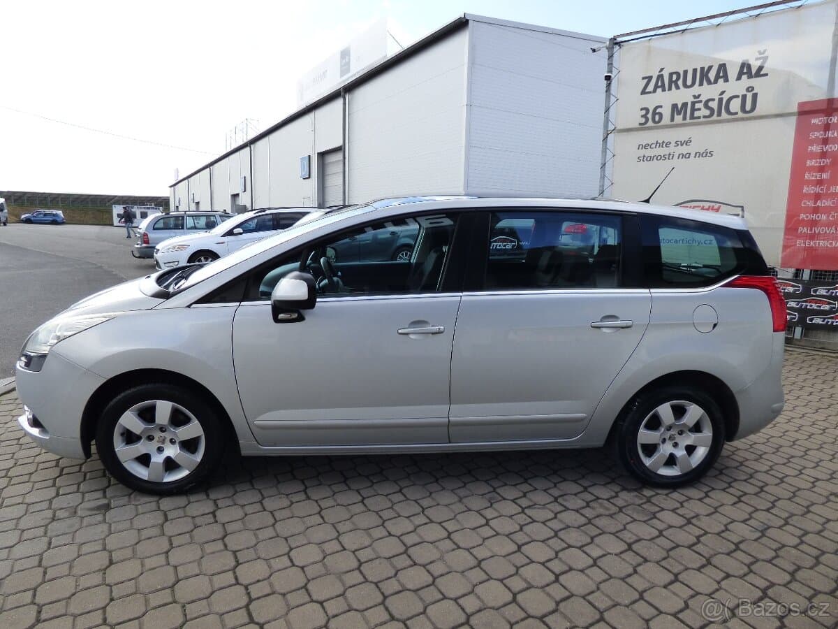 2010 Peugeot 5008 - 6