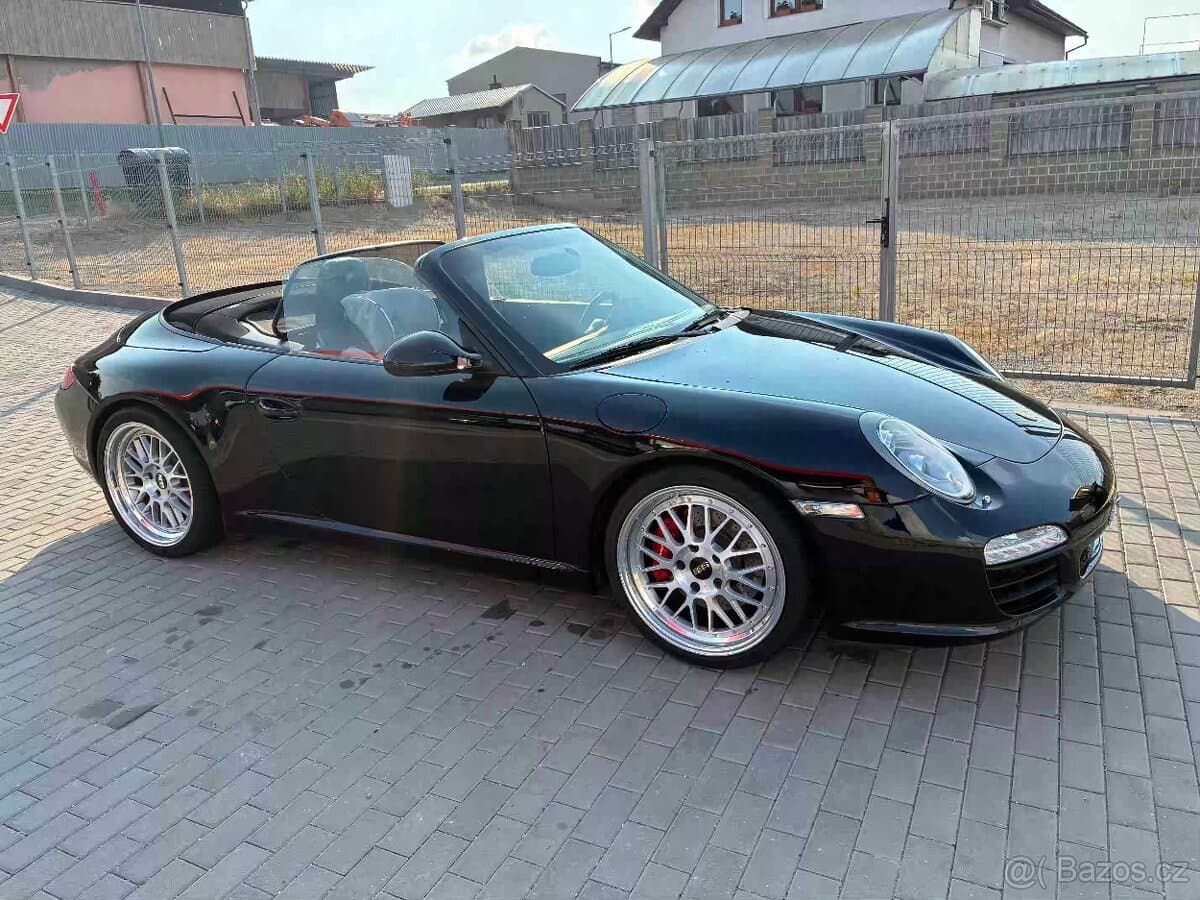 Porsche 911 - 6