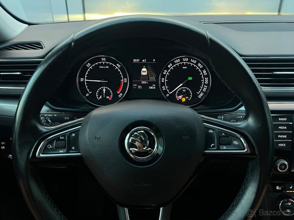 2017 Škoda SUPERB - 6
