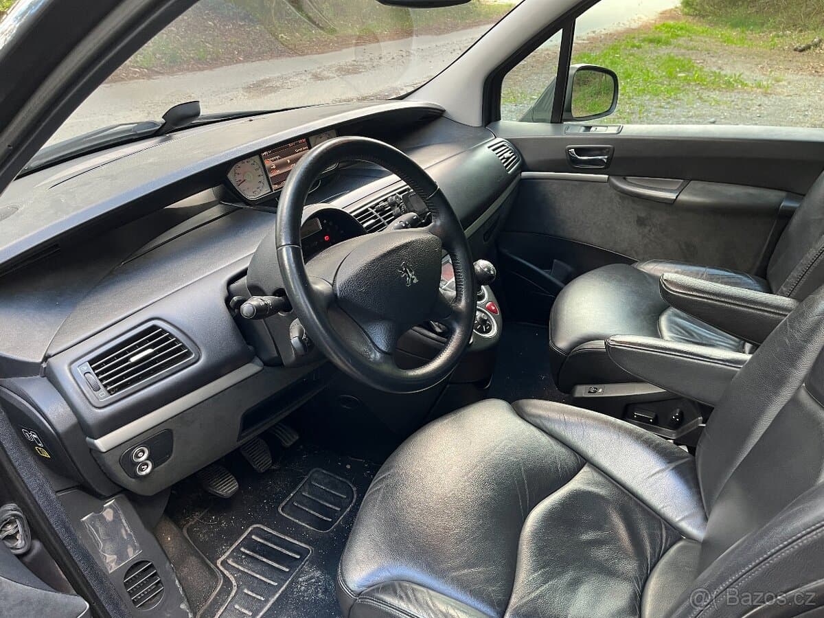 2011 Peugeot 807 - 6