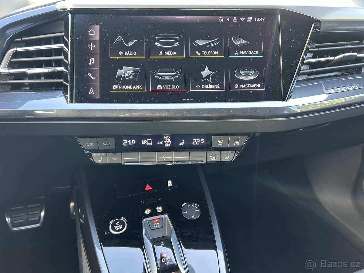 2025 Audi Q4 - 6