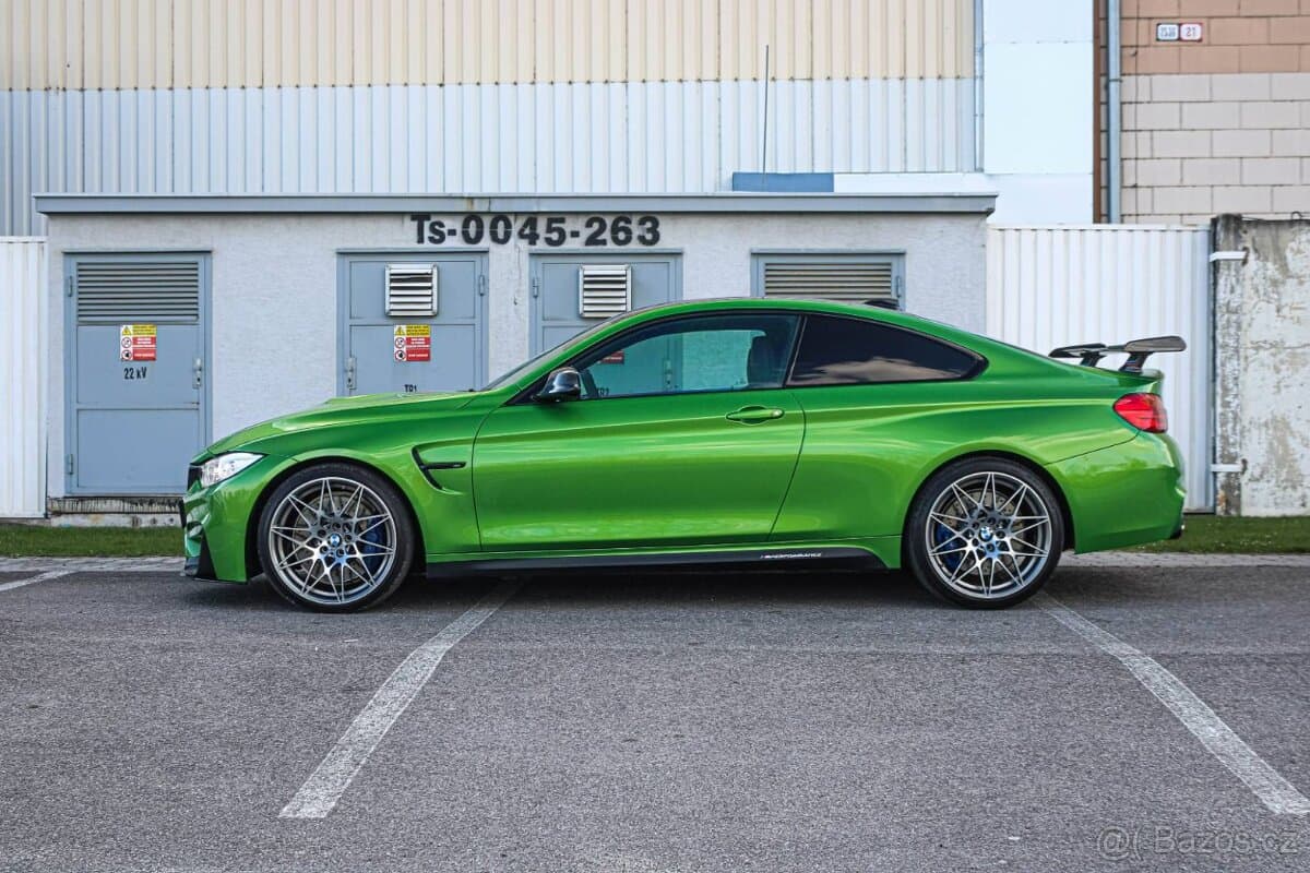 2017 BMW M4 - 6