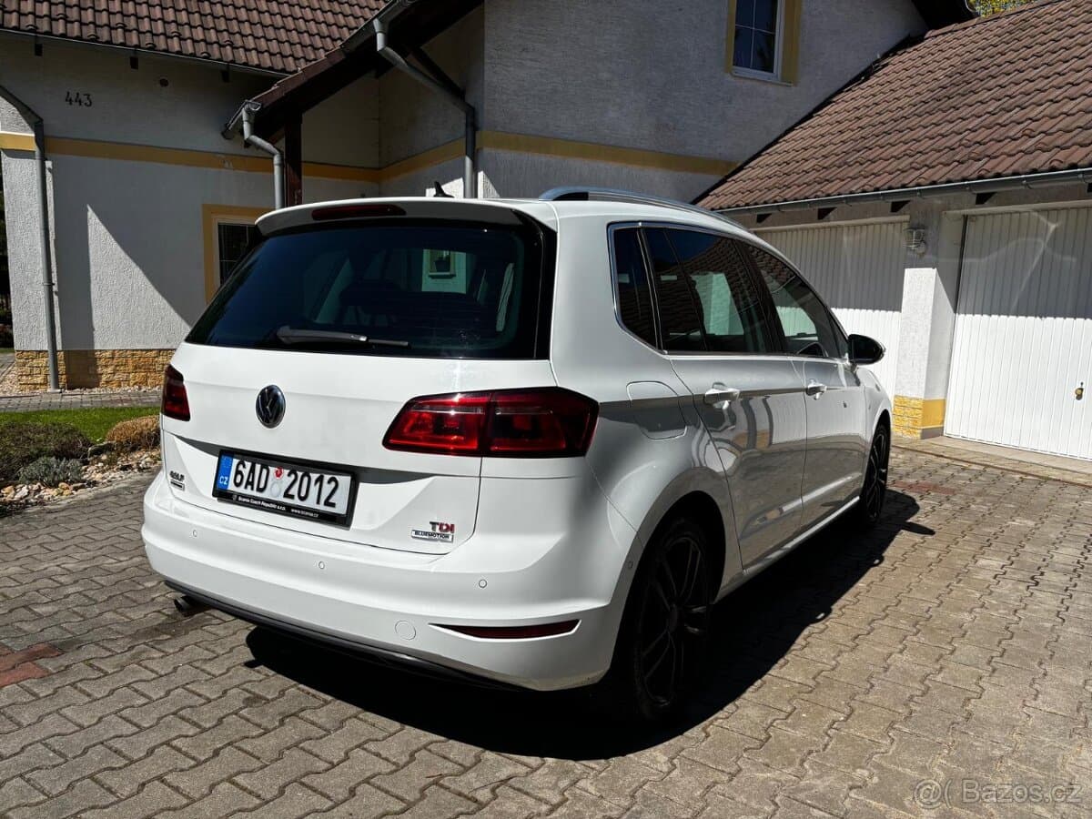 Volkswagen GOLF - 6