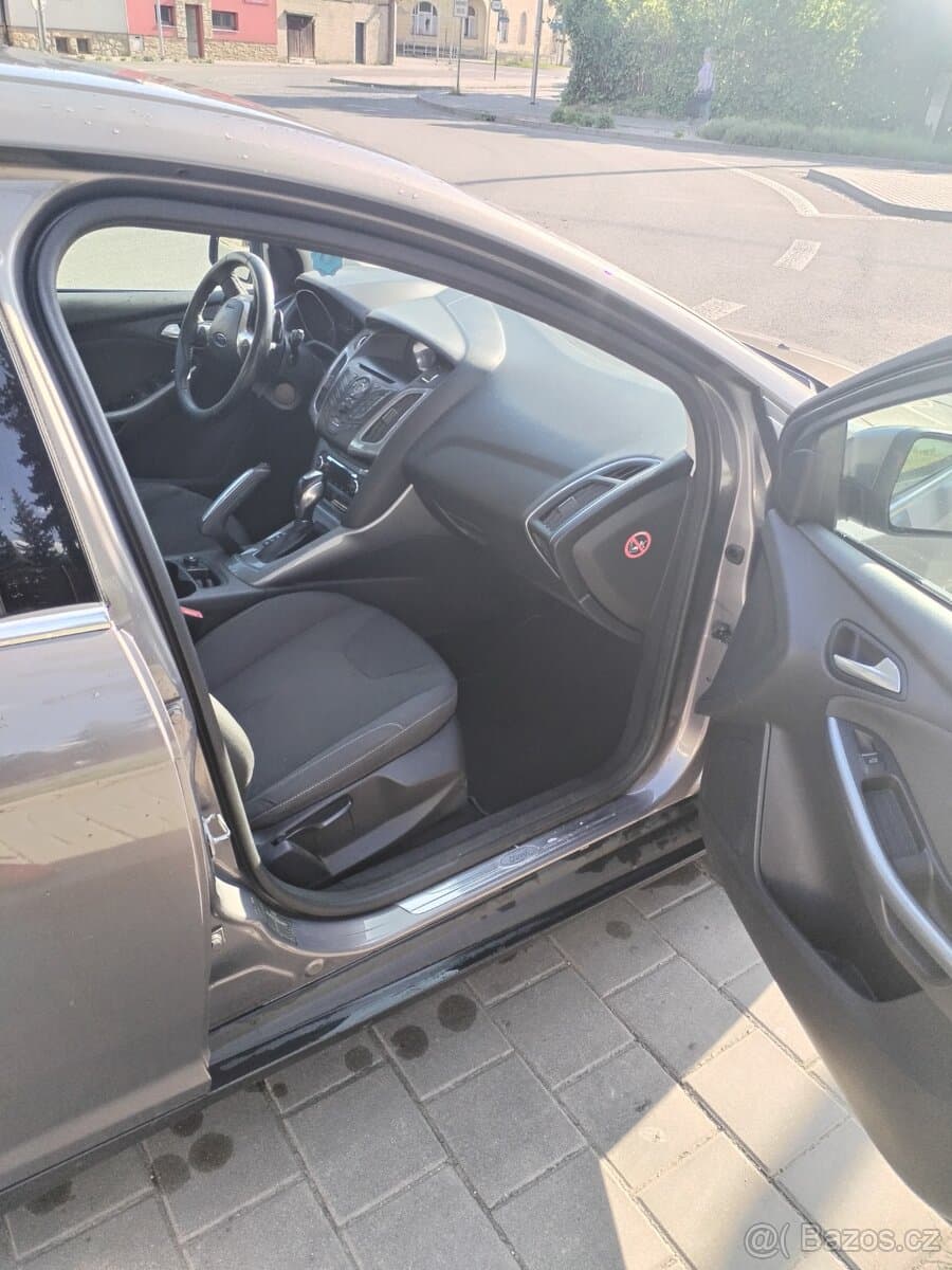 2012 Ford FOCUS - 6
