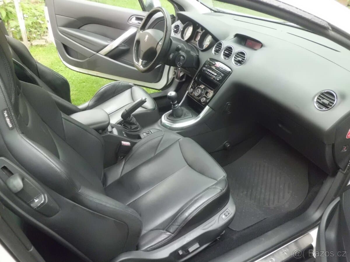 2011 Peugeot 308 - 6