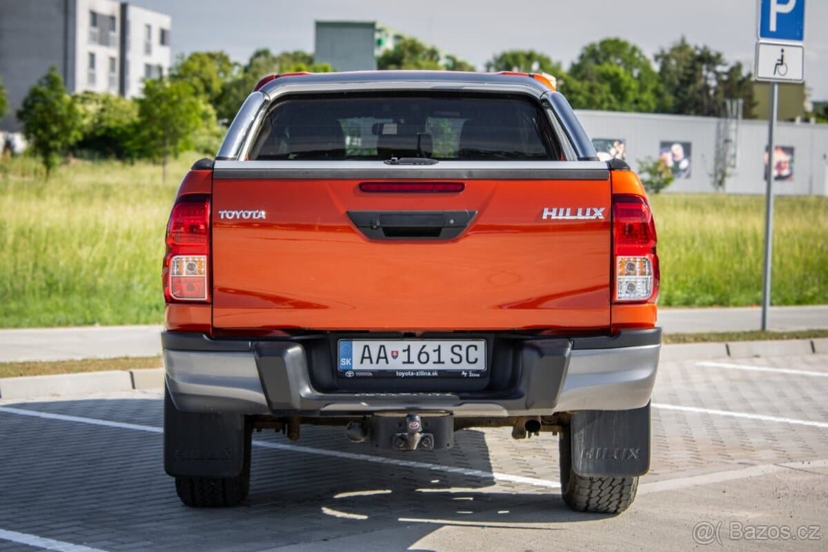 2020 Toyota HILUX - 6