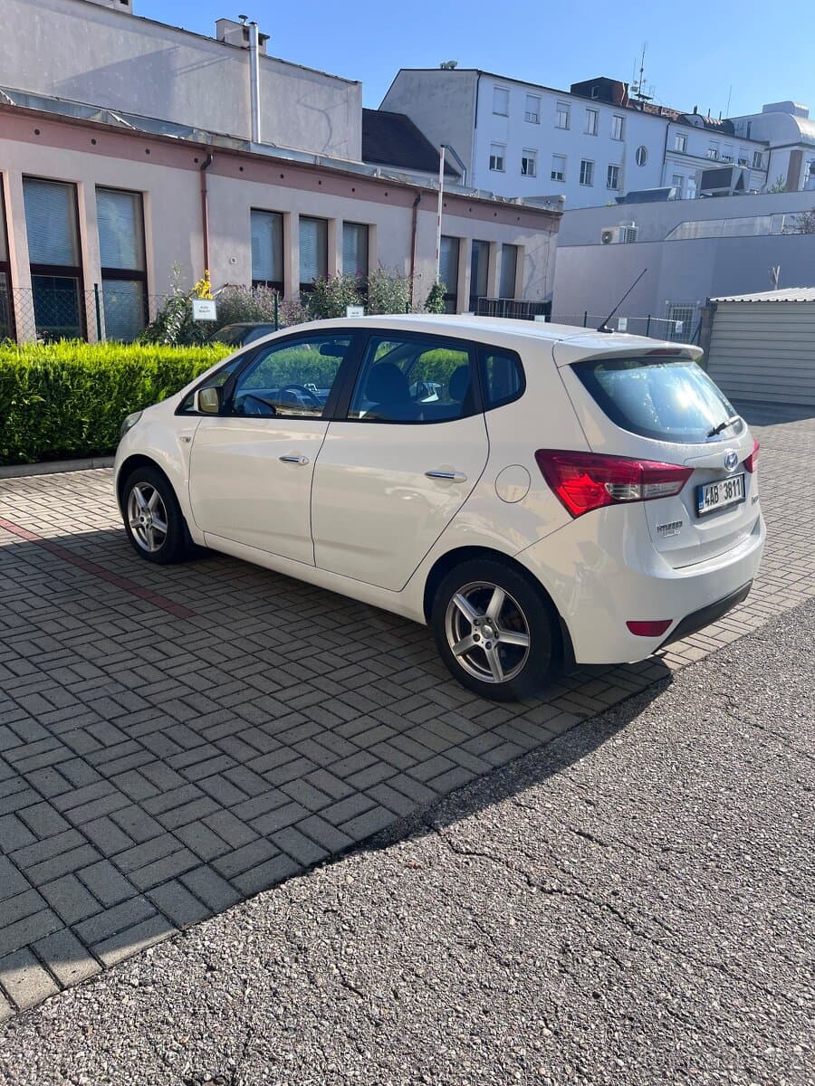 Hyundai ix20 - 6
