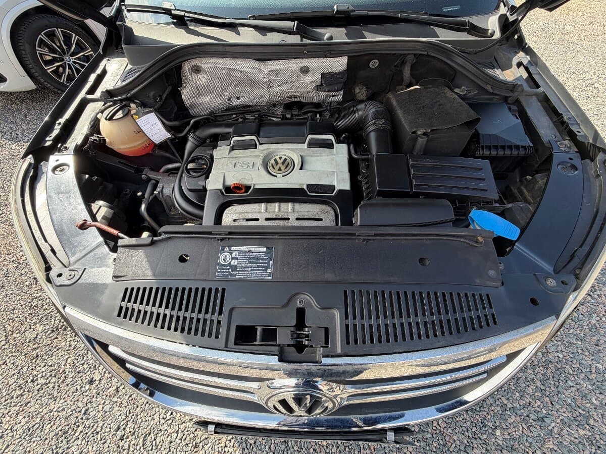 2009 Volkswagen TIGUAN - 6