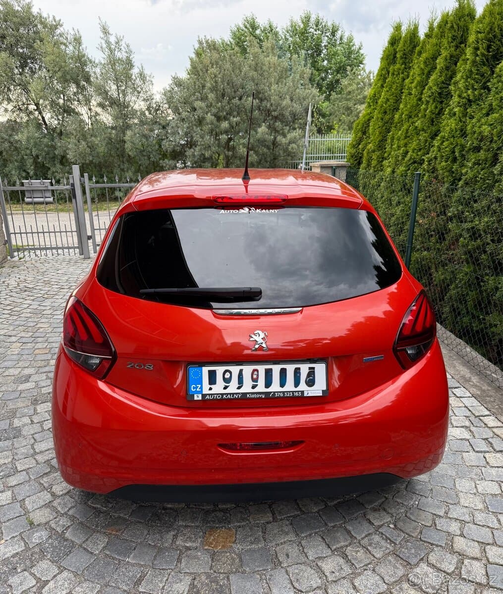 2017 Peugeot 208 - 6