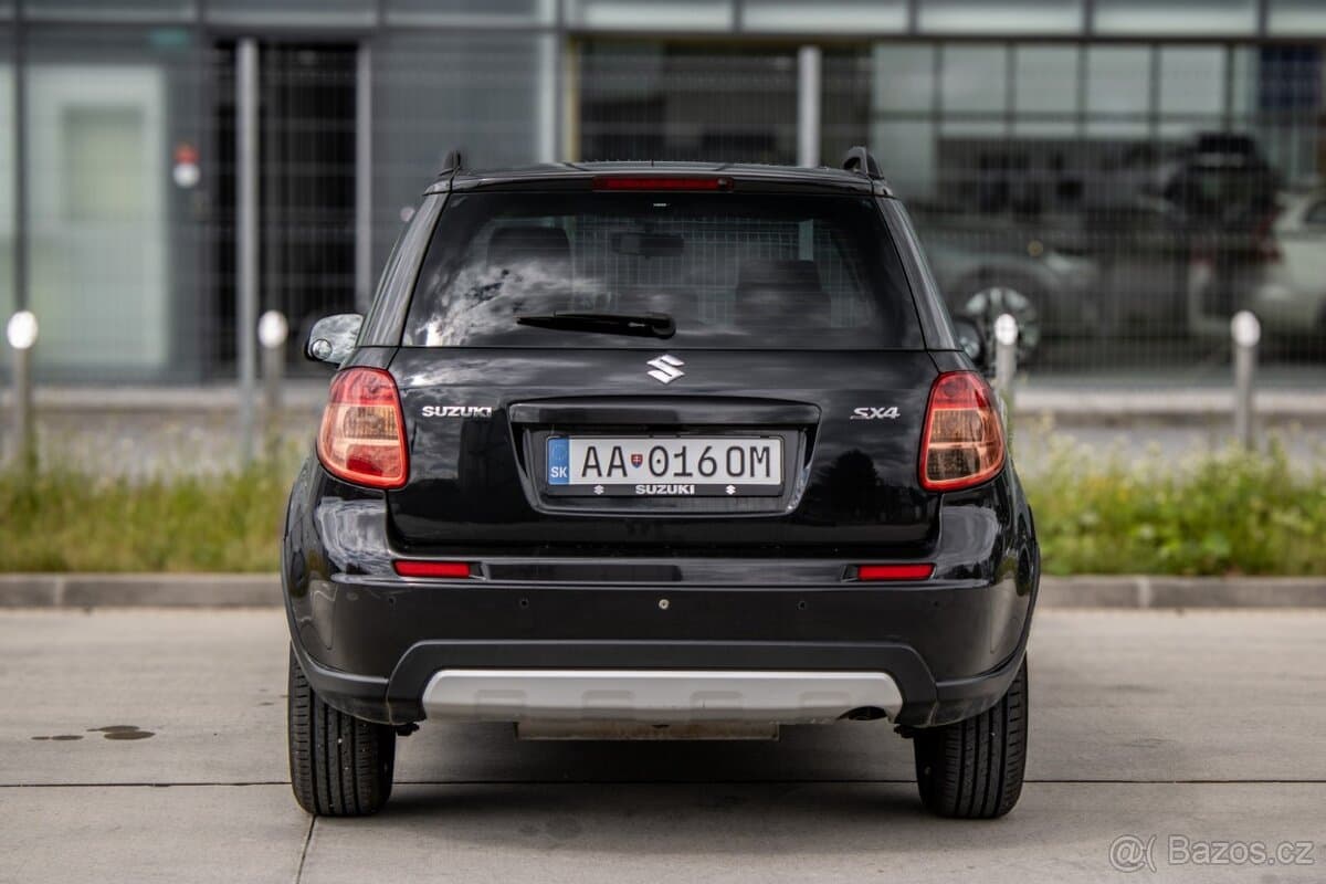 2011 Suzuki SX4 - 6