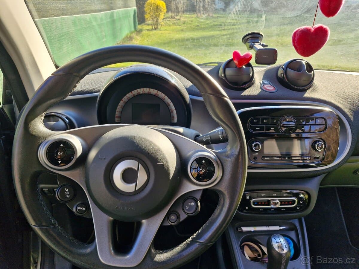 2017 Smart FORTWO - 6