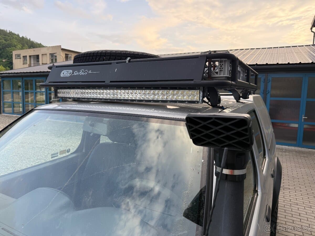 2005 Nissan NAVARA - 6