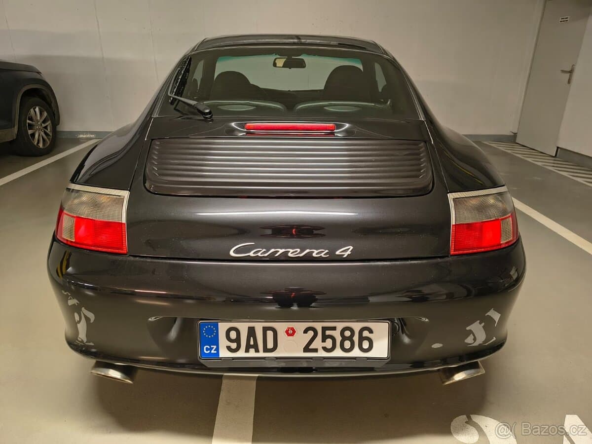 2004 Porsche 911 - 6