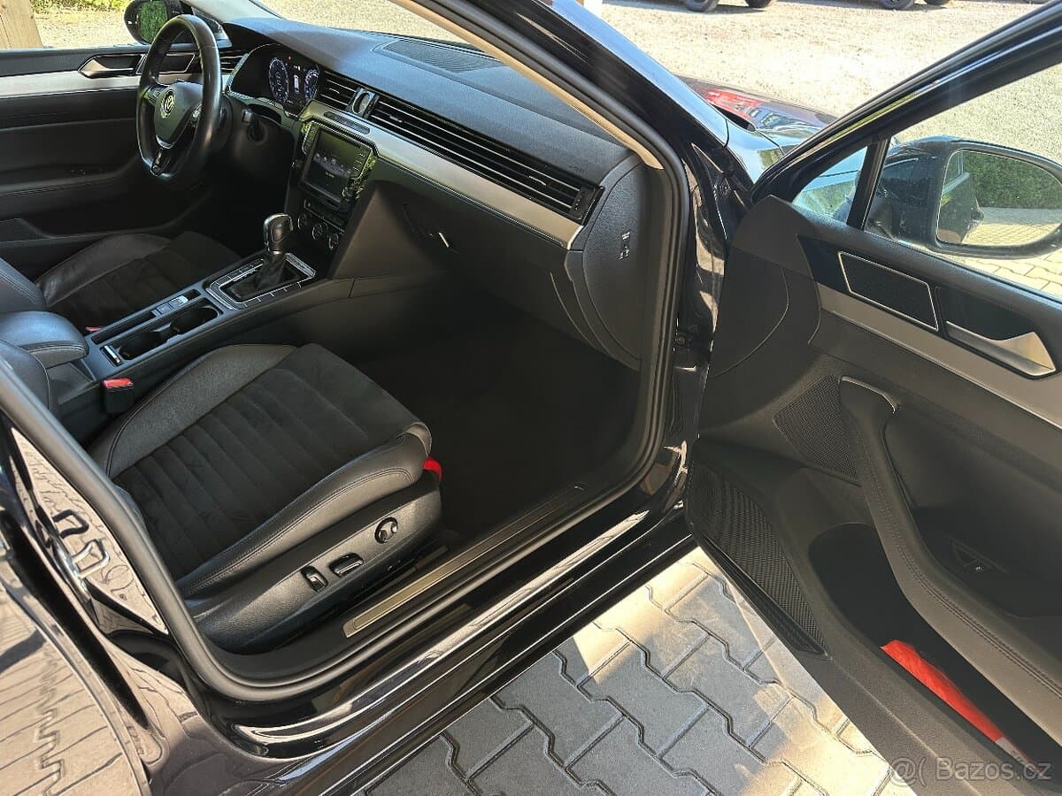 2016 Volkswagen PASSAT - 6