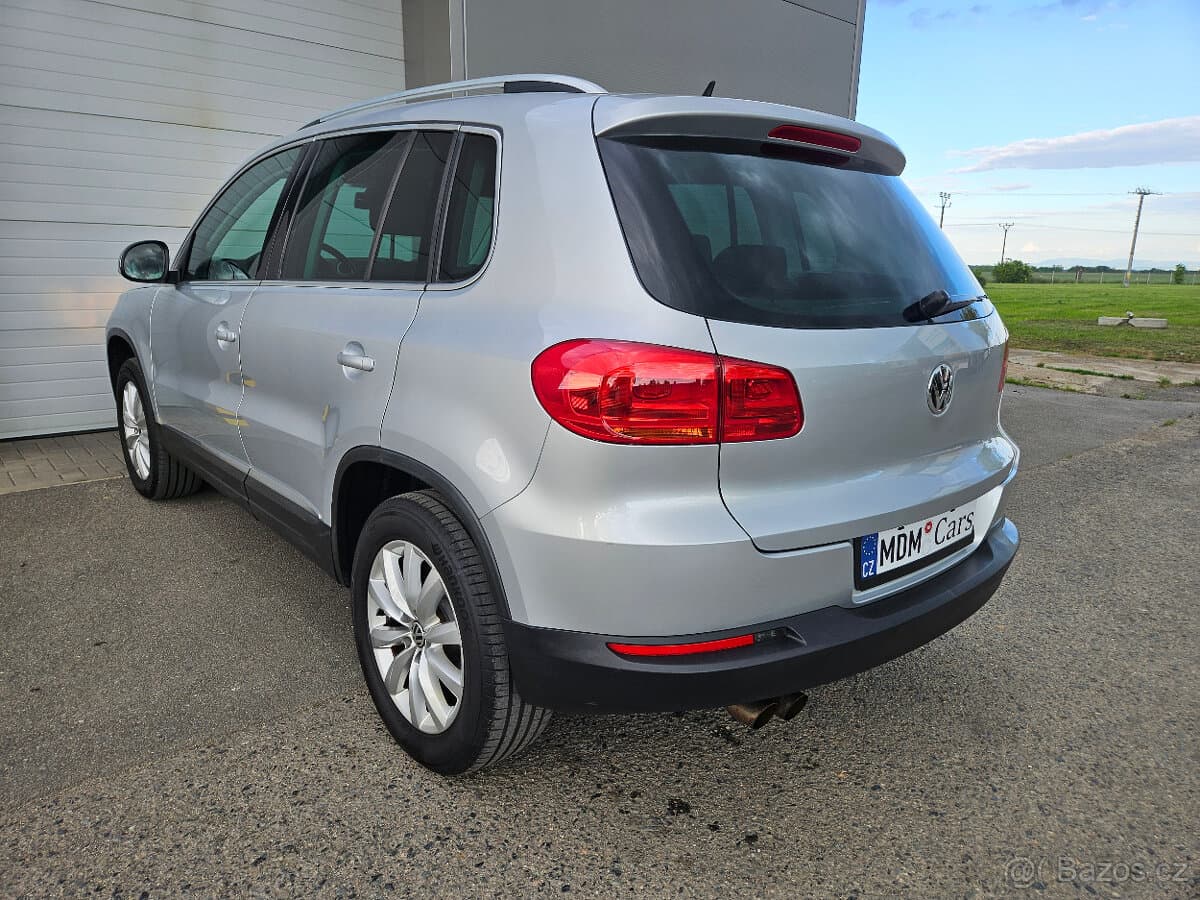 2012 Volkswagen TIGUAN - 6