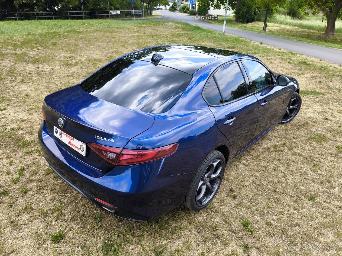 2017 Alfa Romeo GIULIA - 6