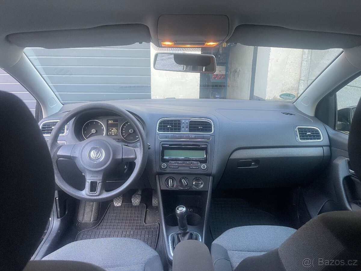 2010 Volkswagen POLO - 6