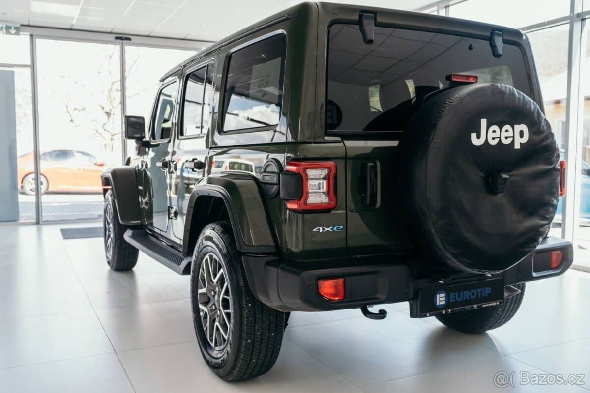 2022 Jeep WRANGLER - 6