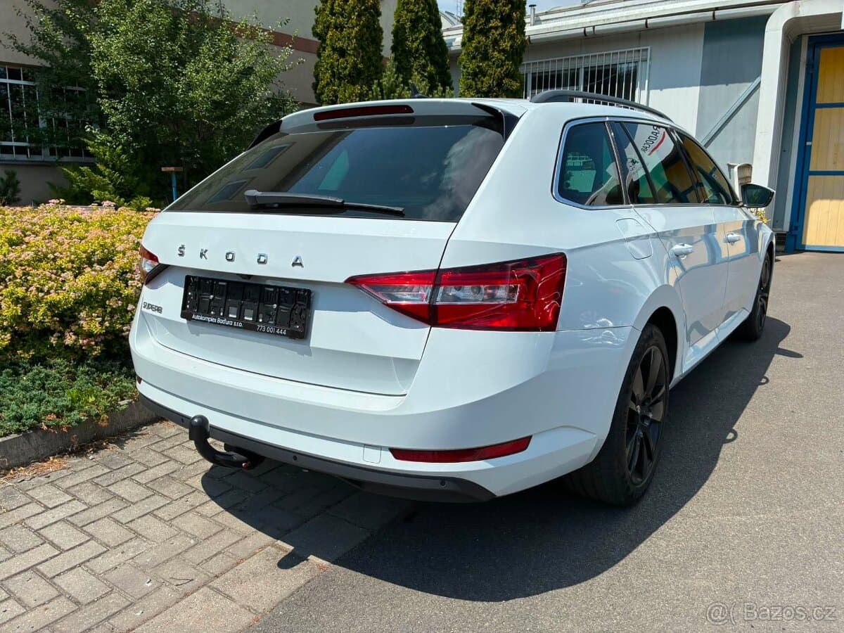 2020 Škoda SUPERB - 6