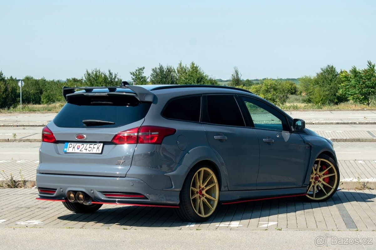 2017 Ford FOCUS - 6
