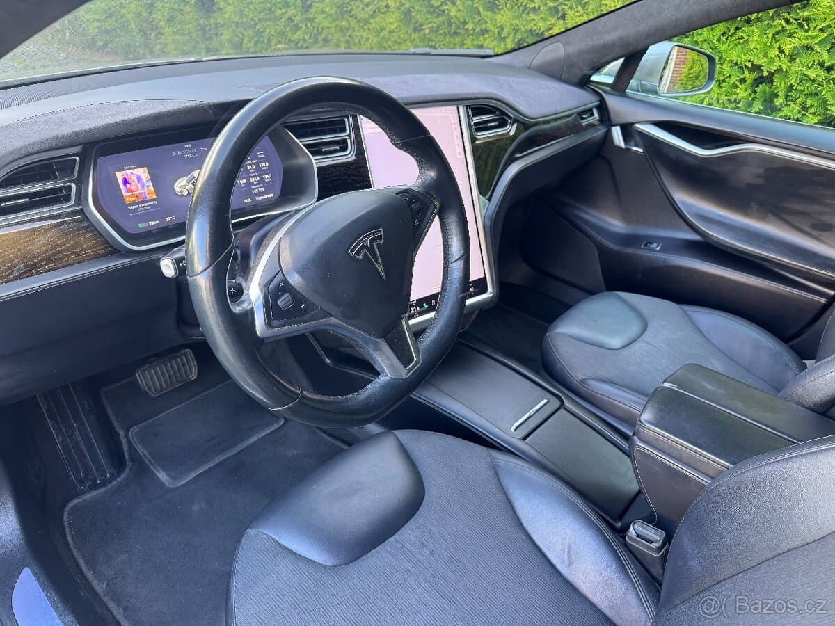 2016 Tesla MODEL S - 6