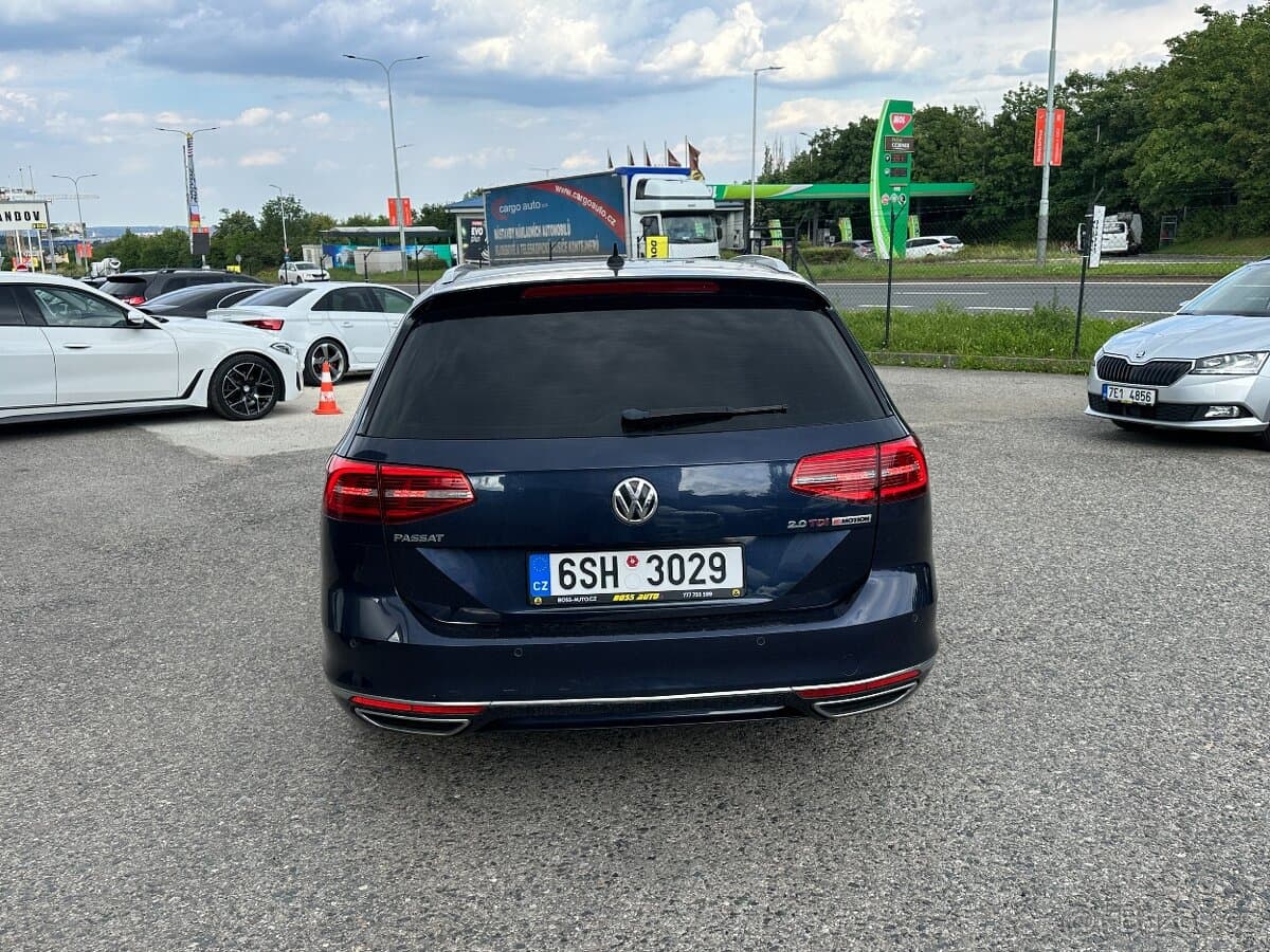 2015 Volkswagen PASSAT - 6