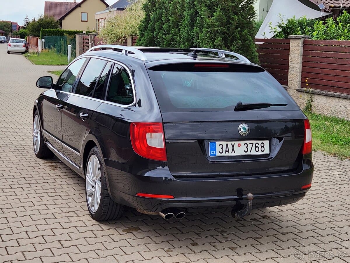 2011 Škoda SUPERB - 6