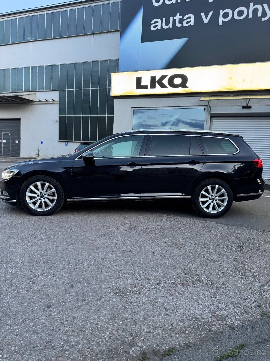 2015 Volkswagen PASSAT - 6