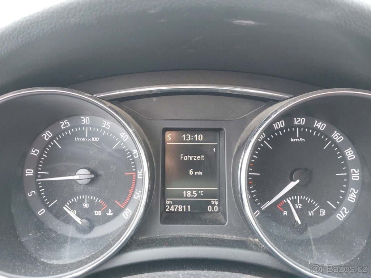 2012 Škoda SUPERB - 6