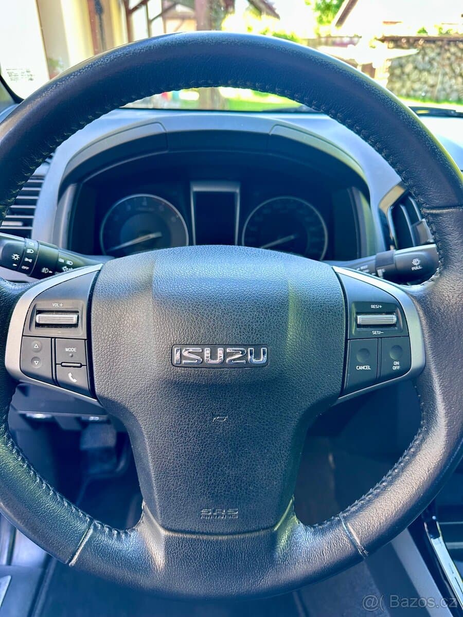 2017 Isuzu D-MAX - 6