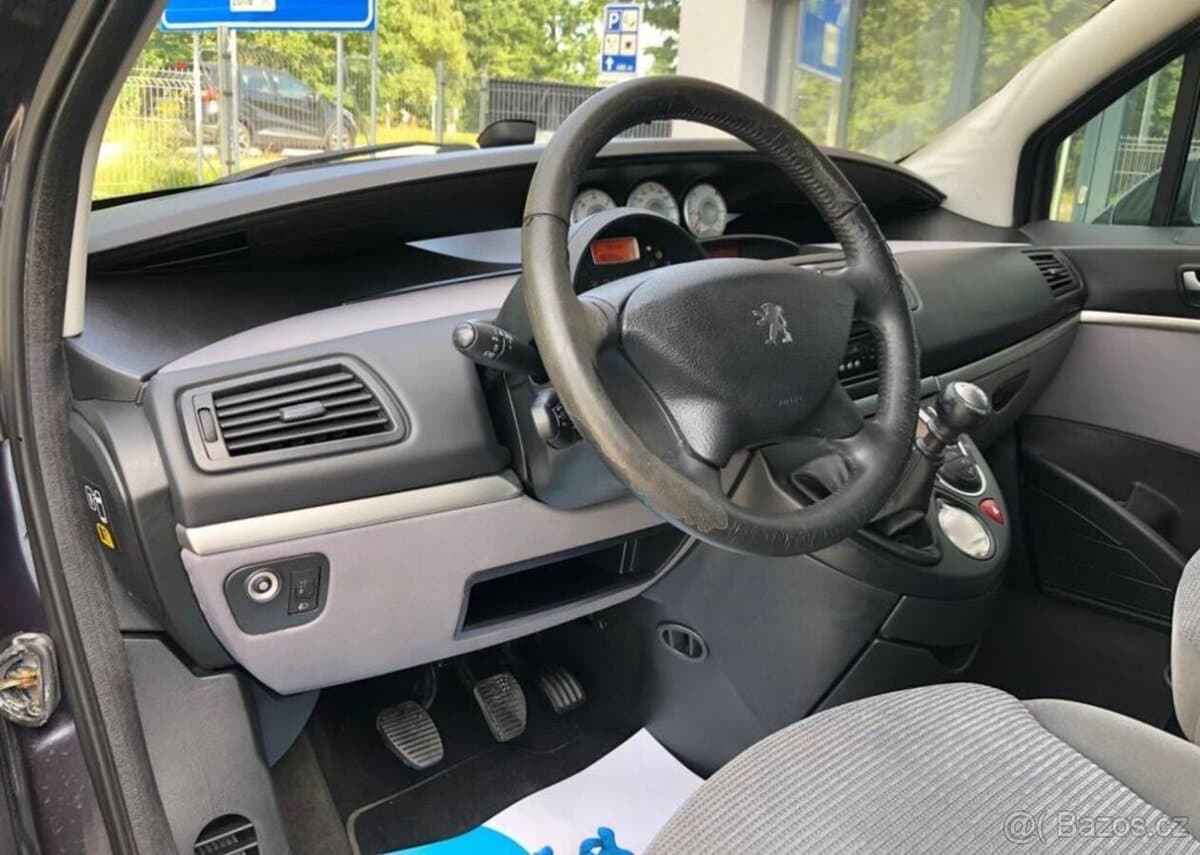 2008 Peugeot 807 - 6