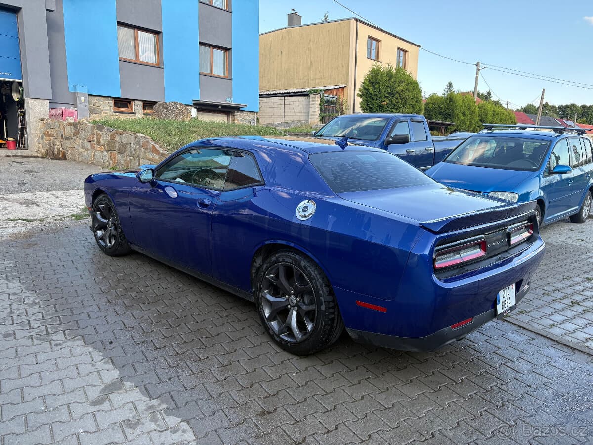 2019 Dodge CHALLENGER - 6